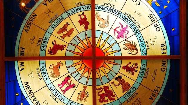 Veliki tjedni horoskop: Ovna čeka prekrasna ljubavna veza, a Lav će donositi pogrešne odluke