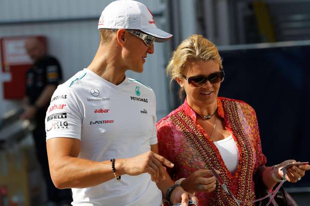 Michael Schumacher na svoj 45. ro?endan bori se za život 