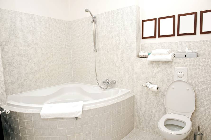 Brzo i lako: Sve vrste mrlja na kadi očistite uz ovaj super vodič