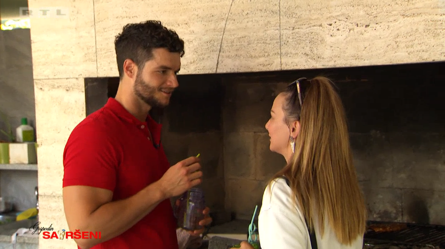 Josipa u bazenu htjela skinuti 'Savršenom' kupaće,  djevojke su zgrožene: 'Prenapadna je'