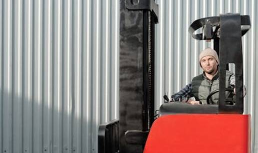 Upotreba RFID tehnologije u modernim distribucijskim centrima