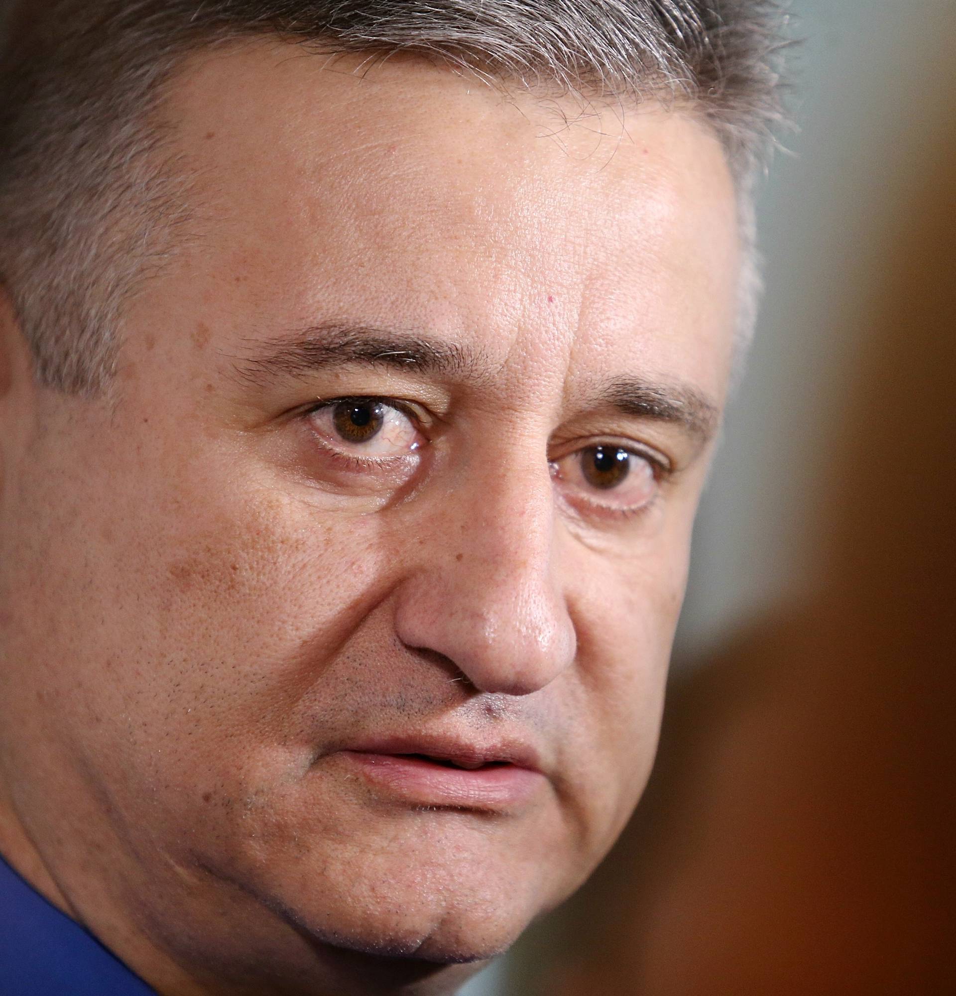 Izbori u HDZ-u: Karamarko odbio glasati sam za sebe