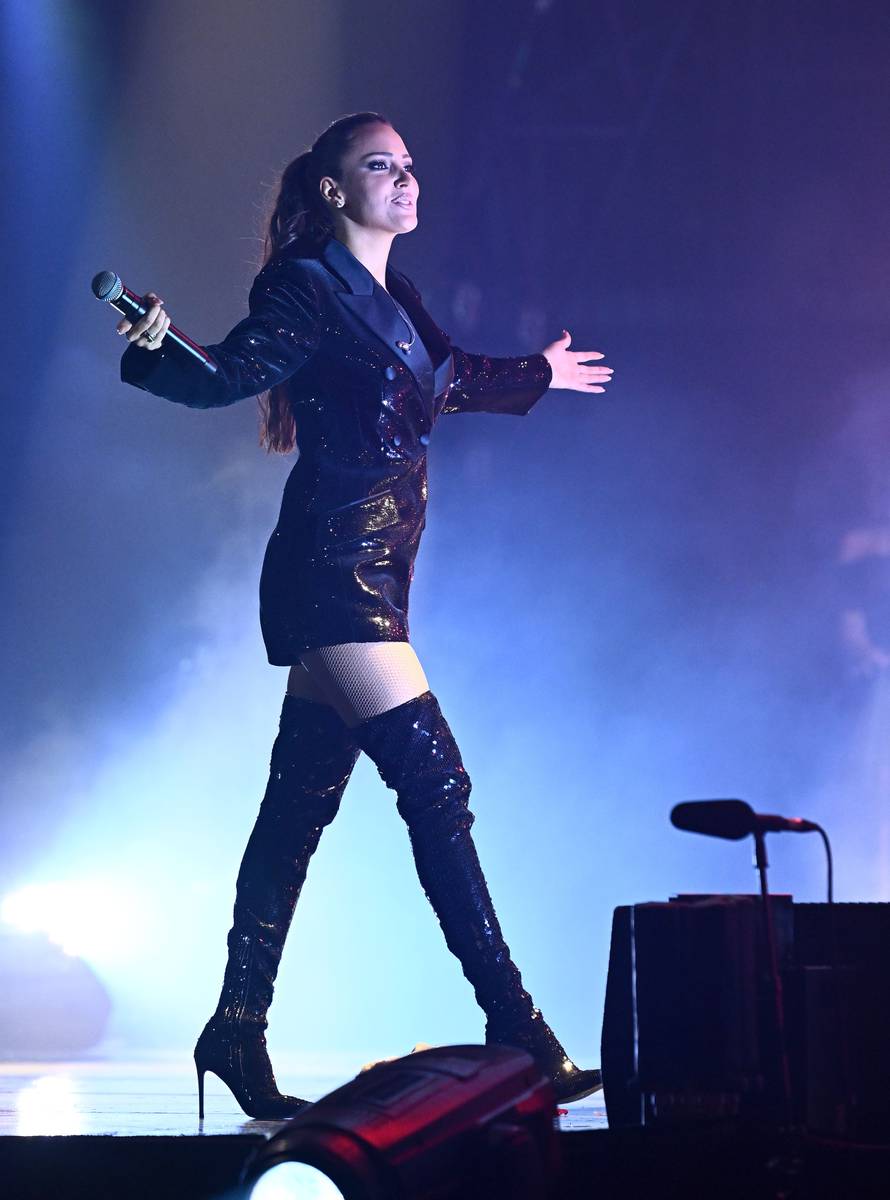 Evo koji su poznati 'partijali' u VIP loži uz Aleksandru Prijović