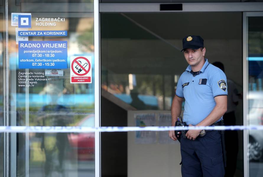 Zaprijetili im pištoljima: Upali u Holding i odnijeli 200.000 kn