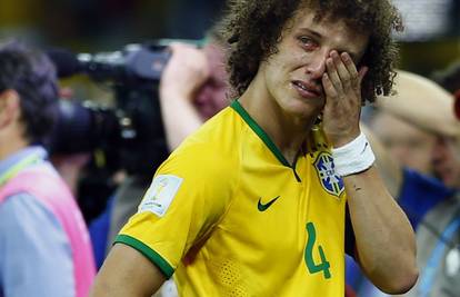 Luiz plakao kao kišna godina: "Sram nas je, oprostite nam..."