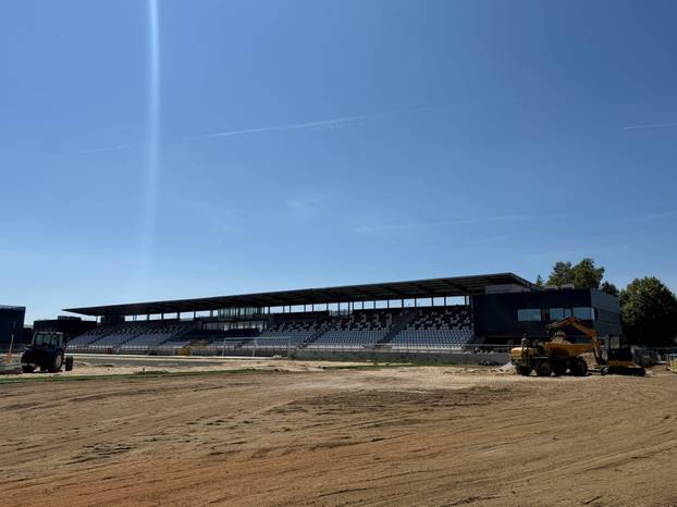 FOTO Nova slavonska ljepotica. Evo kako napreduju radovi na stadionu kultnog kluba uz Savu