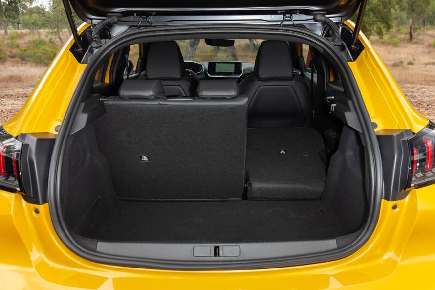 Ni jedan nije lijep kao  208: Mali auto podigao je veliku prašinu