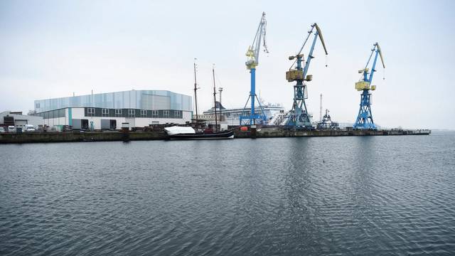 The MV-Werften shipyards file insolvency in Wismar