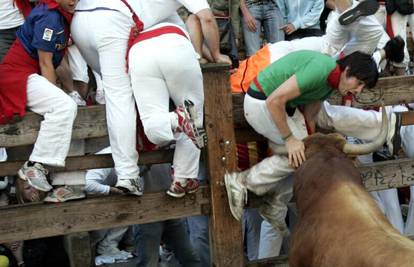 Pamplona: Poginuo u utrci, bik ga nabio i probio pluća