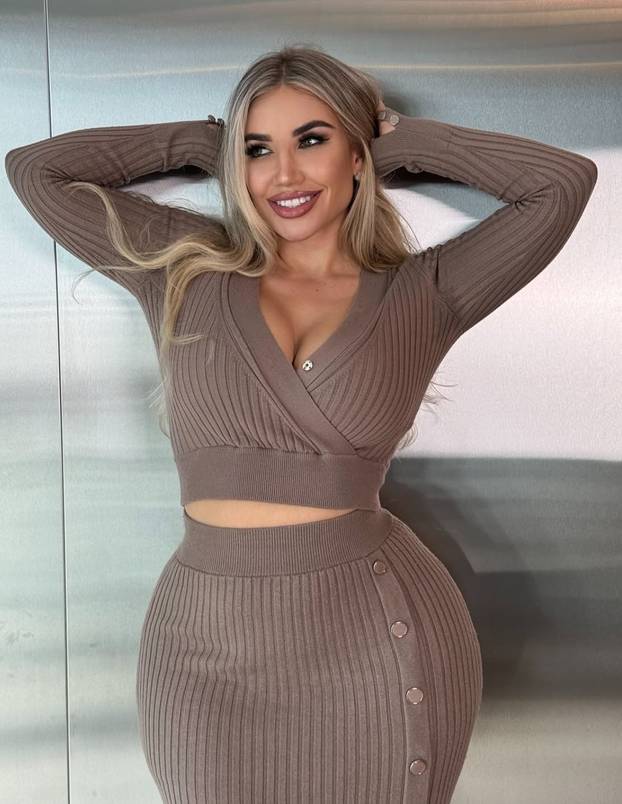 FOTO Mlada mama pokazala sve: Pogledajte zašto je Alina hit na društvenim mrežama...