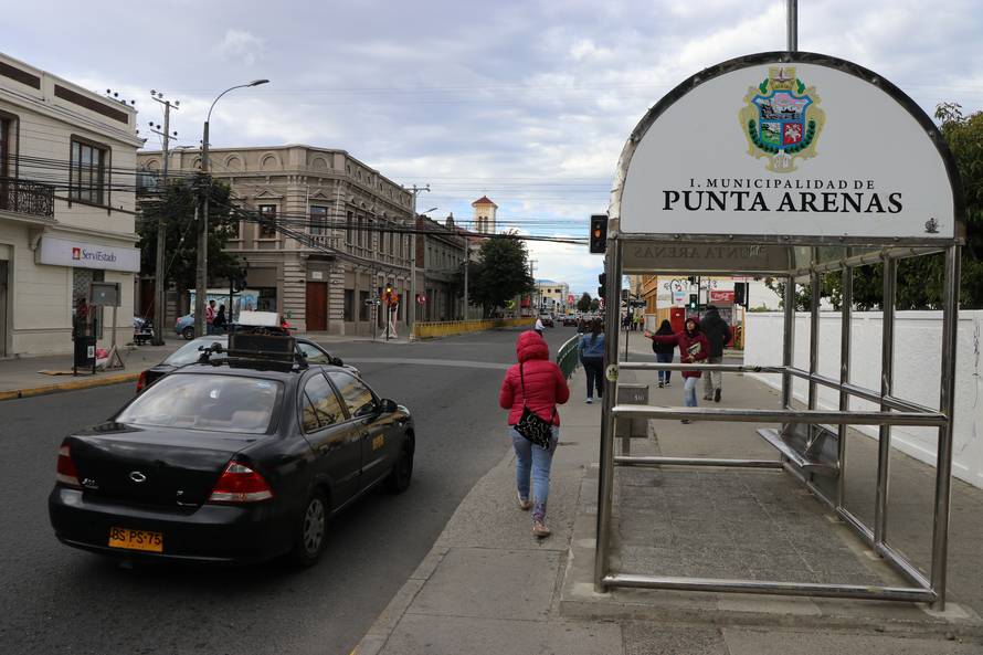 Vjetar nemilice dere, psi šeću i centrom, a napojnicu traže svi