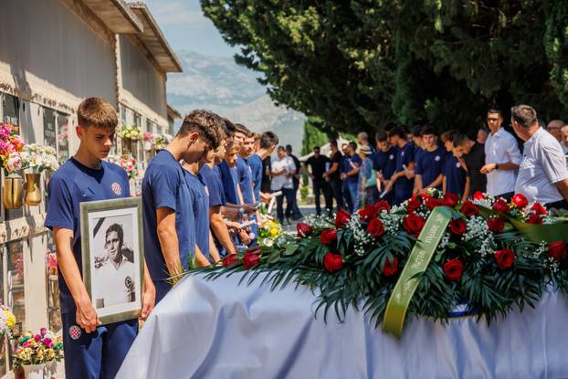 Split: Posljednji ispraćaj Ive Bege Hajdukovog igrača na Lovrincu