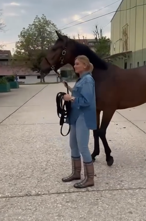 FOTO Bivša Mamićeva supruga pokazala tko joj je ukrao srce