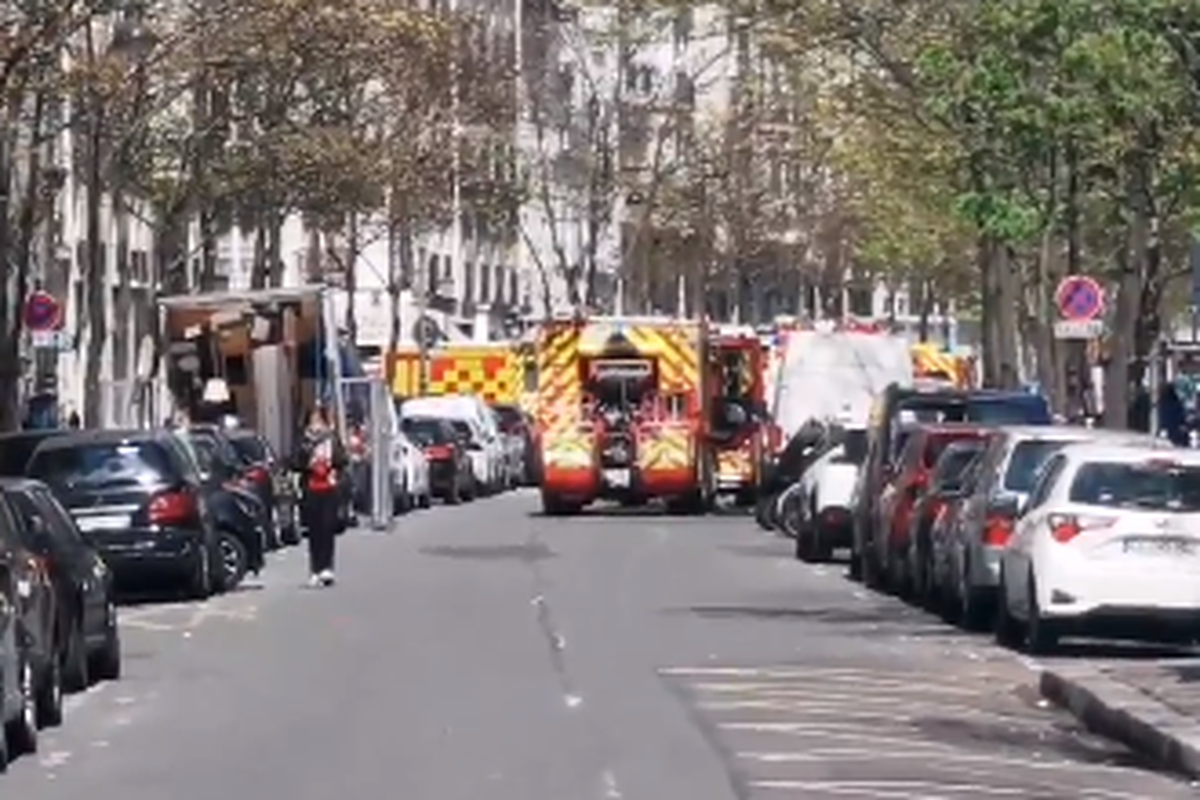 Pariz: Pucnjava ispred bolnice, jedan mrtav, napadač u bijegu