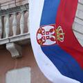Incident u Podgorici: Srpska trobojnica osvanula na ogradi Hrvatskog veleposlanstva