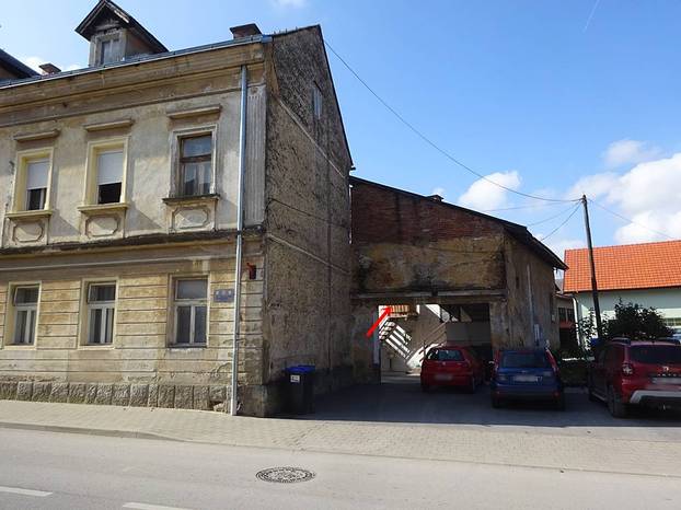 FOTO Država prodaje ovih 30 nekretnina: Ovaj stan od 70 m2 u centru Zagreba je 107.000 €!