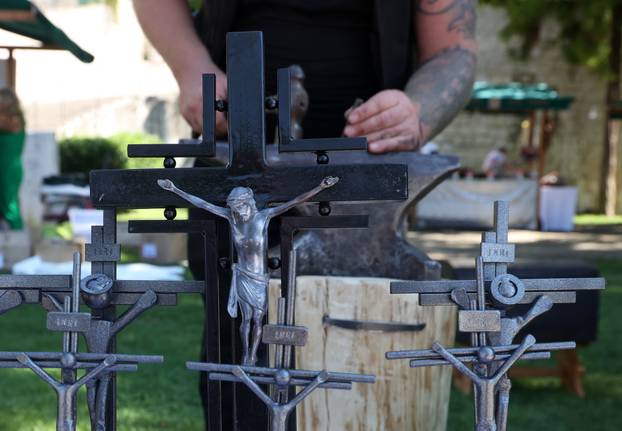 Šibenik: Zadnje pripreme prije sutrašnjeg otvorenja 16. Srednjovjekovnog sajma