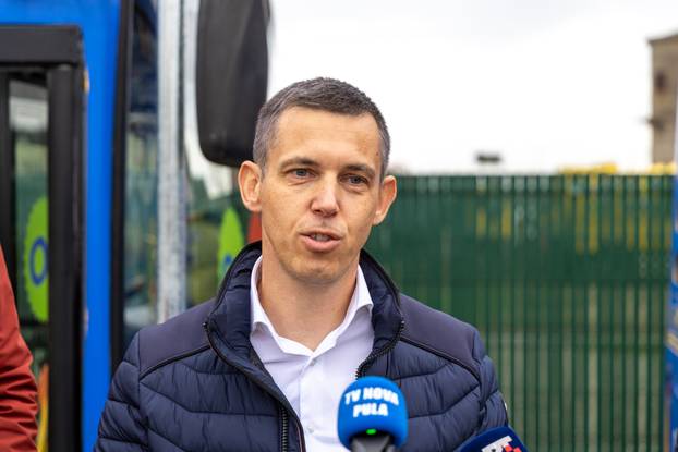 Pula: Otvoren ReBus - prostor za odlaganje korisnih predmeta