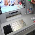 Bankomati su gutali nove Visa kartice jer su imale oštećenja