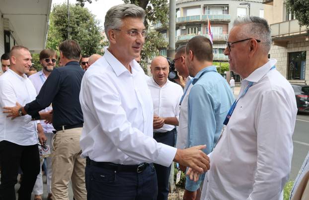Metković: Plenković se sastao s predsjedništvom Udruge lađara Neretve