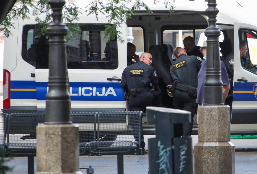 Zagreb: Jako policijsko osiguranje u centru grada uoči utakmice Dinama i West Hama