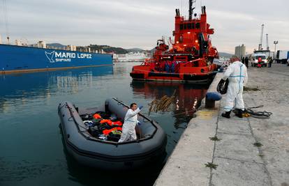 Humanitarci u akciji: 'Spasili smo 54 ljudi iz libijskog pakla'