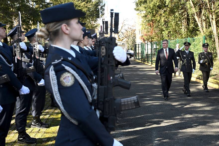 Zagreb: 26. obljetnica ustrojavanja Pocasno-zastitne bojne u vojarni 1. Hrvatski gardijski zbor