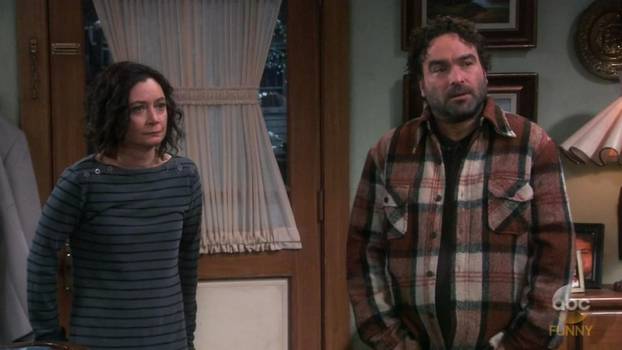 Johnny Galecki returns for Roseanne reboot as David and Darlene briefly rekindle their romance