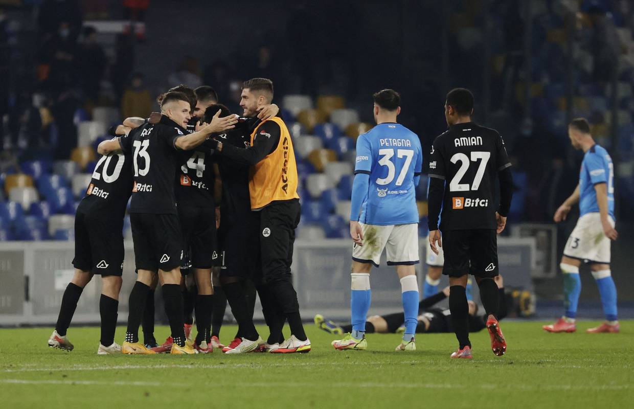 Hrvat senzacionalno srušio Napoli, Milan razbio Empoli