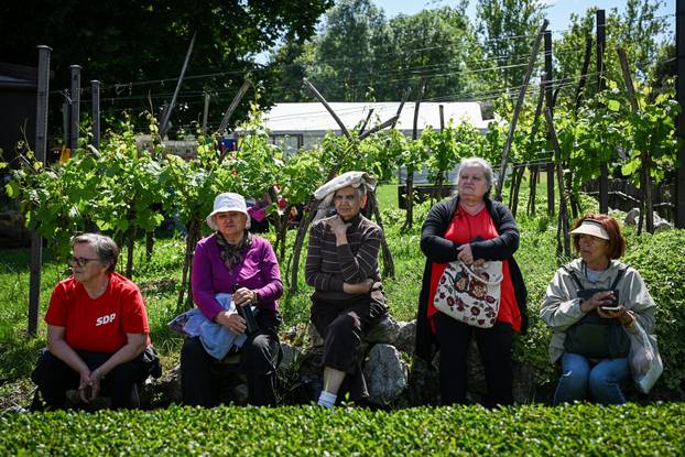 Manifestacija “Dan mladosti - radosti” u Kumrovcu