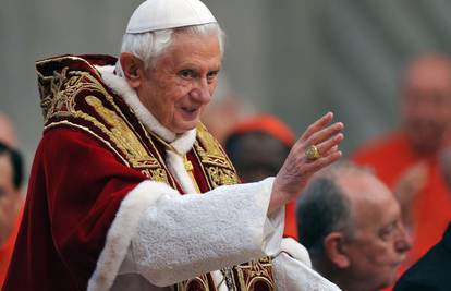 Benedikt XVI.: Putem korizme mogu ići svi, ne samo vjernici