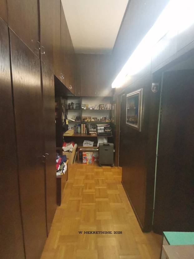 FOTO Rijetko na tržištu! Prodaju stan tik do bana Jelačića. Ima panoramski pogled. Cijena je hit