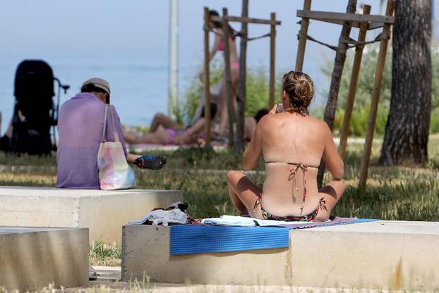 Zadar: Prvi dan ljeta mnogi su dočekali na plažama