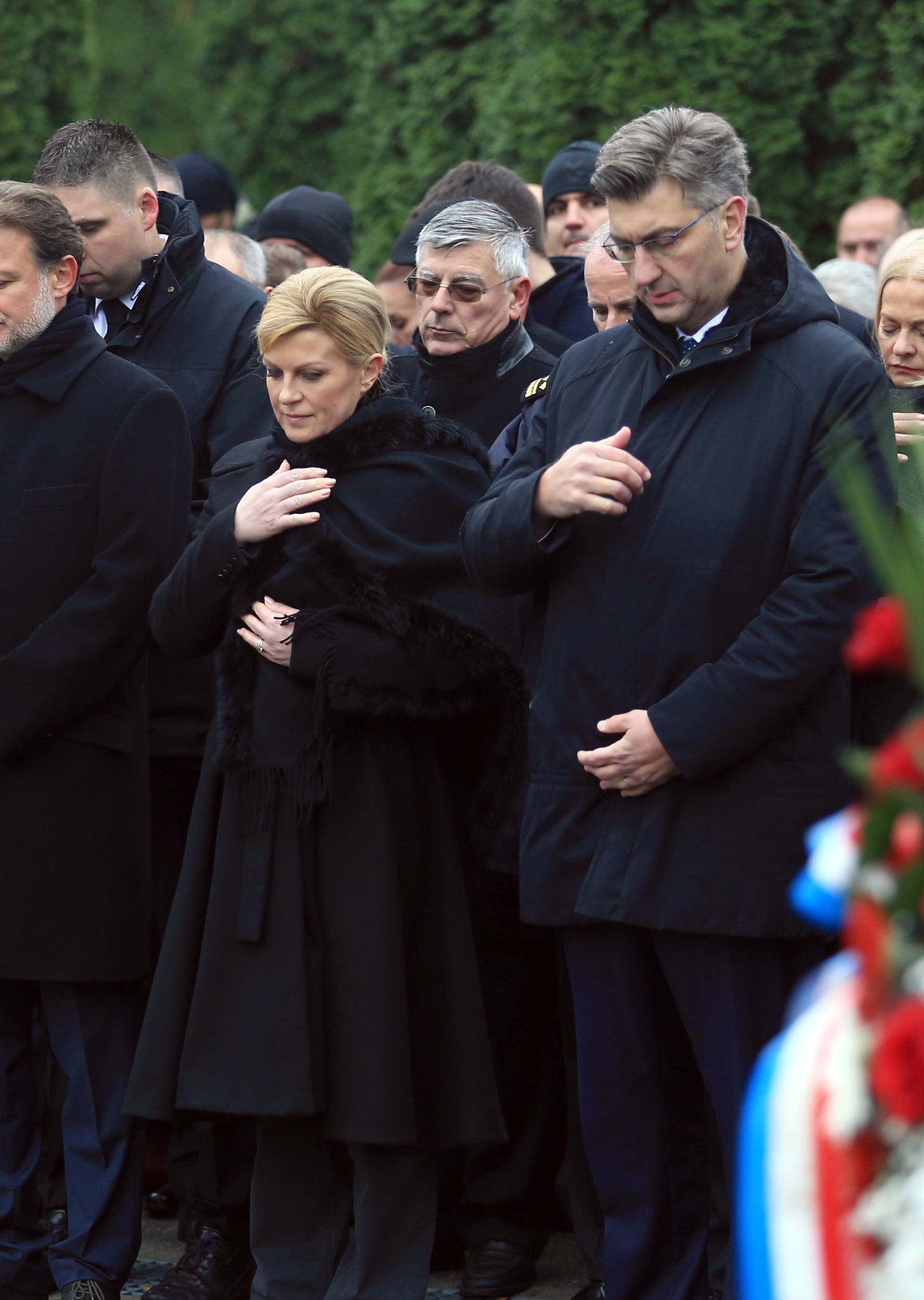 Mimohod sjećanja: U Splitu se okupili brojni građani i Torcida