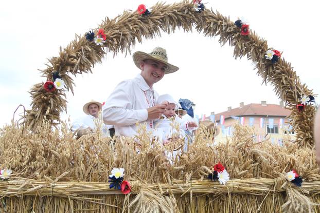 Daruvar: Obilježen je Dožinky, najveća kulturna manifestacija češke manjine u Hrvatskoj