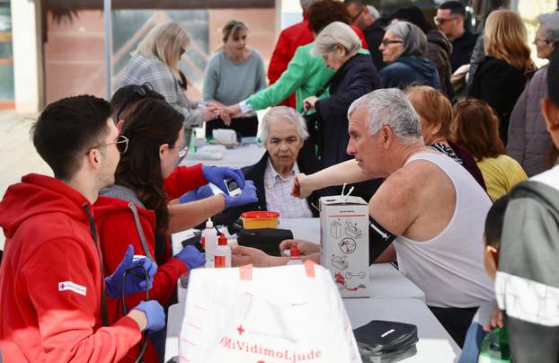 Split: Javnozdravstvena akcija pod nazivom “Ma tko te pita za zdravlje? - Mi te pitamo!”