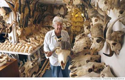 Kolekcionar kostiju: U kući ima 7.000 lubanja i kostiju životinja