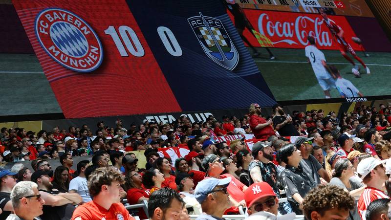 Bayern suffered ten goals to them, the referee humbled them, and the coach Croat fired: ‘I’m proud of the effort’