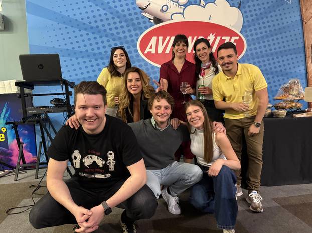 Nives u seriji igra djevicu Nenu: Zakopčana do grla šokirala sve!