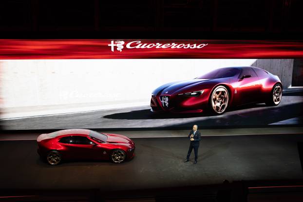 FOTO Alfa Romeo otkriva svoju budućnost: Cuorerosso izgleda sjajno i ima moćni V6 motor