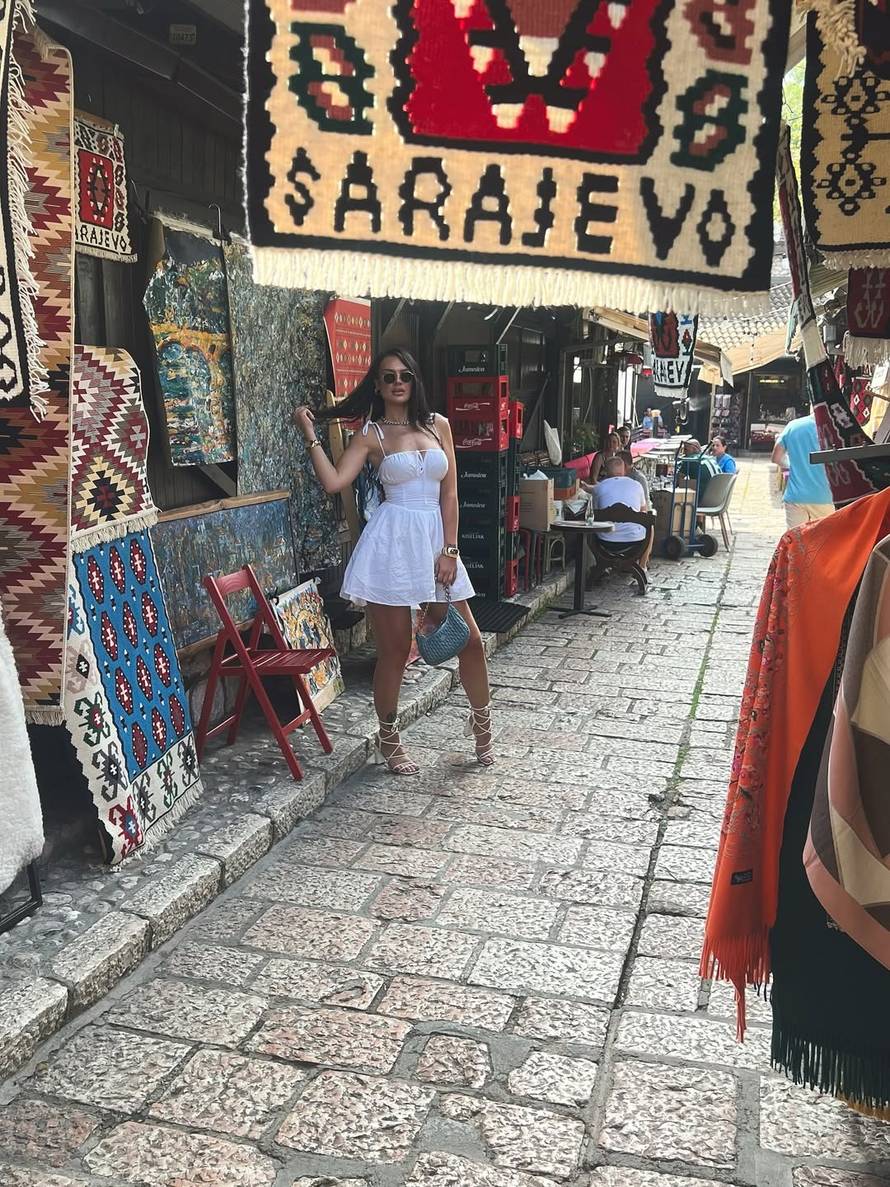 Buduća snaha Alke Vuice u izdanju koje je zapalilo internet