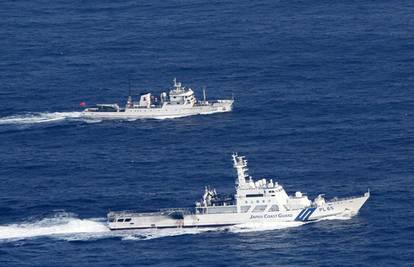 Napetost raste: Deset kineskih brodova ušlo u japanske vode