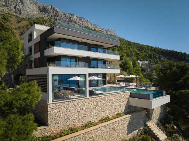 FOTO Planirate ljeto? Noć u vili u Mimicama je 4000 eura, ali je li to previše za ovakav luksuz?