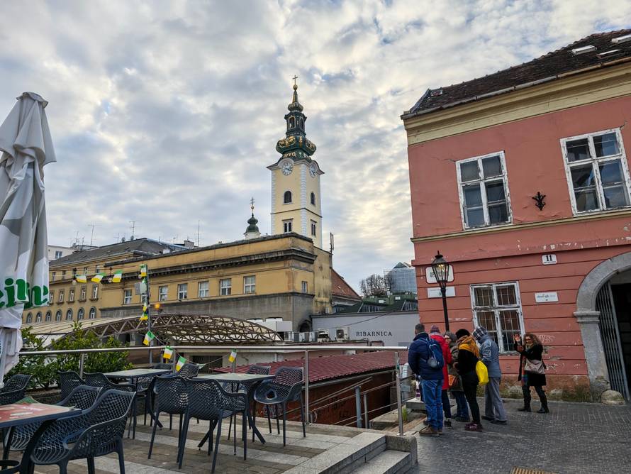 FOTO Isprobali smo Xiaomi 17 Ultra: Fotić koji želi biti telefon