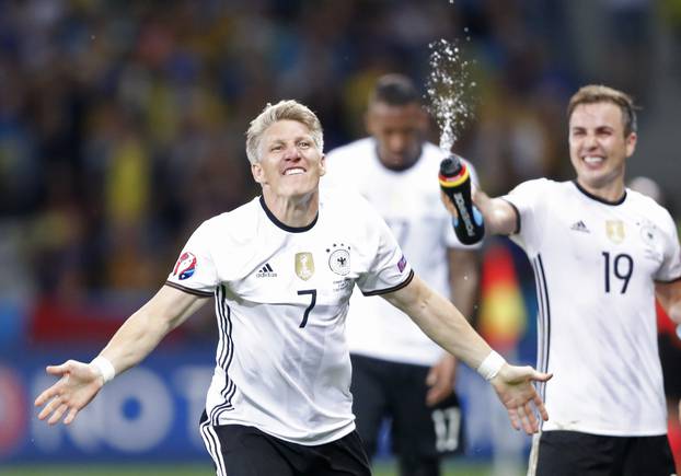 Germany v Ukraine - EURO 2016 - Group C