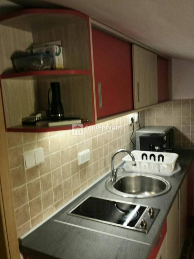 FOTO Kod Opatije 10 kvadrata prodaju za 84.000 €. Da, dobro ste pročitali. Zavirite u stan...