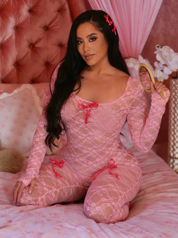 FOTO 'Prirodno sam oblikovala stražnjicu i dobro zarađujem. Nitko ne vjeruje da je prava'