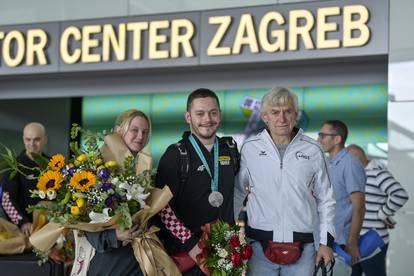 Zagreb: Tin Srbić vratio se sa svjetskog prvenstva u Antwerpenu sa srebrnom medaljom