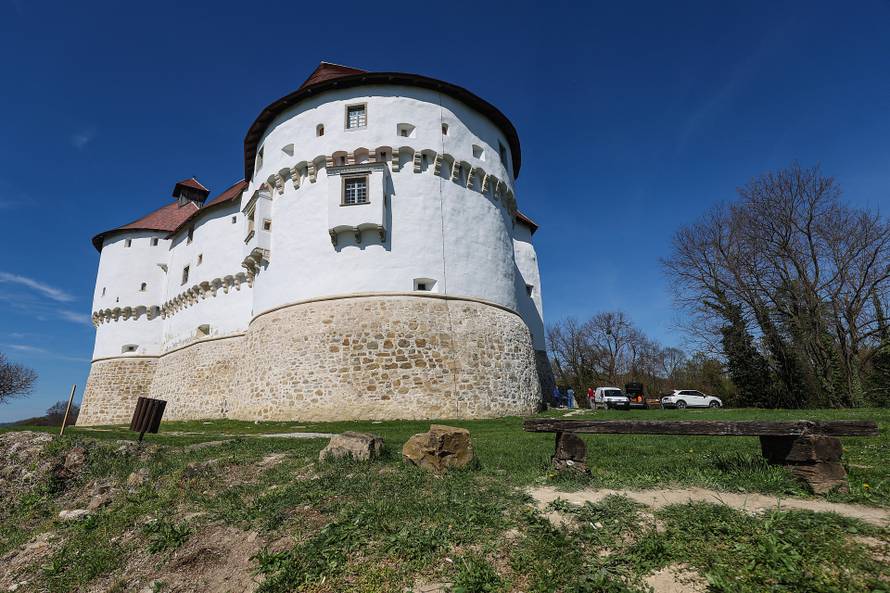 24sata Kod Dvora Veliki Tabor top usmrtio muškarca