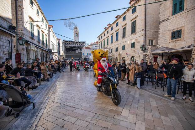 Dubrovnik: Moto Mrazevi stigli na Stradun